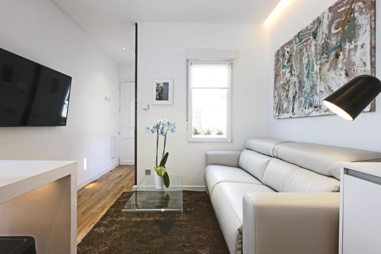 Latina Plaza Apartment มาดริด ภายนอก รูปภาพ